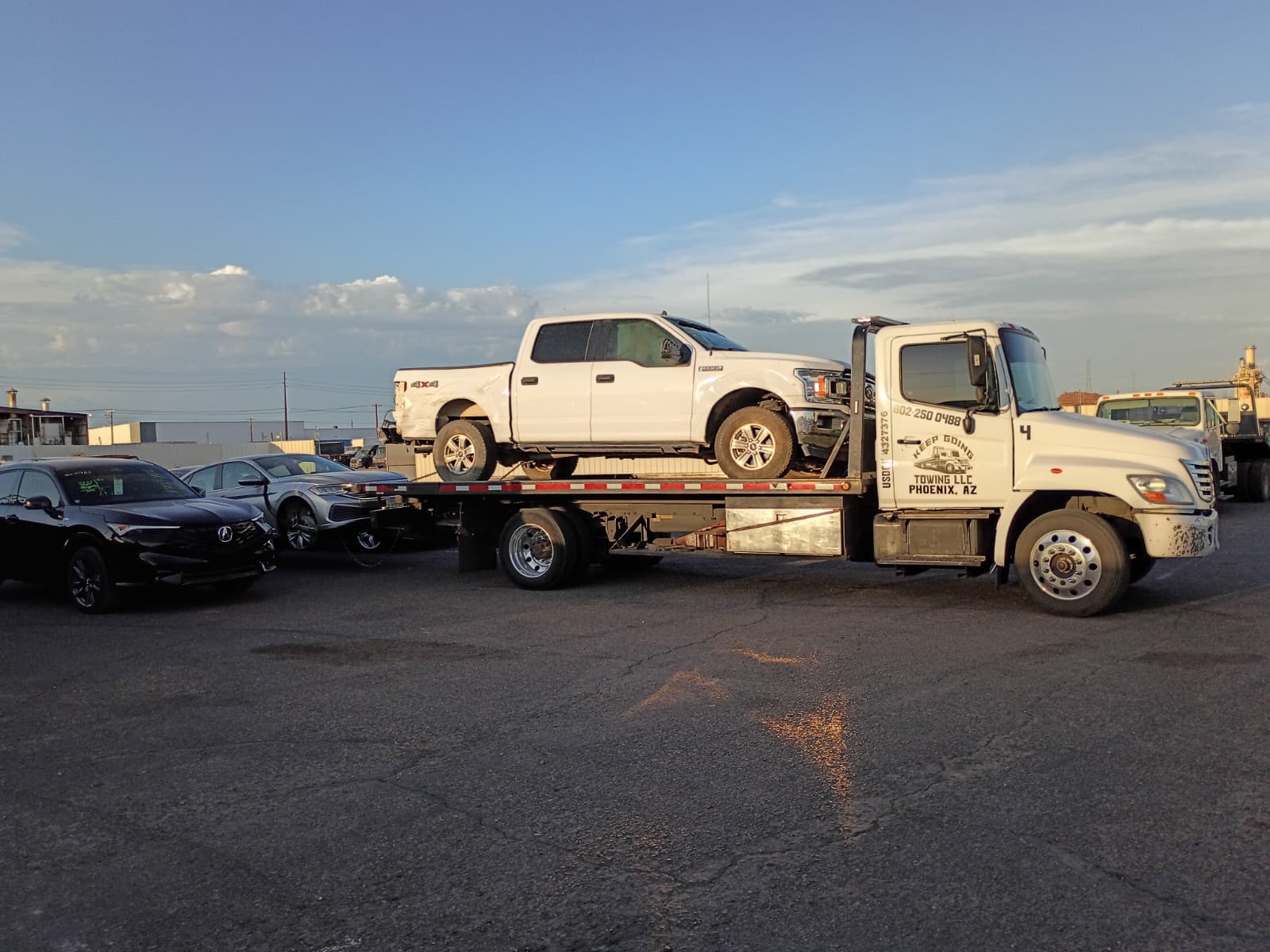 Keep Going Towing junk car pickup in Phoenix 1